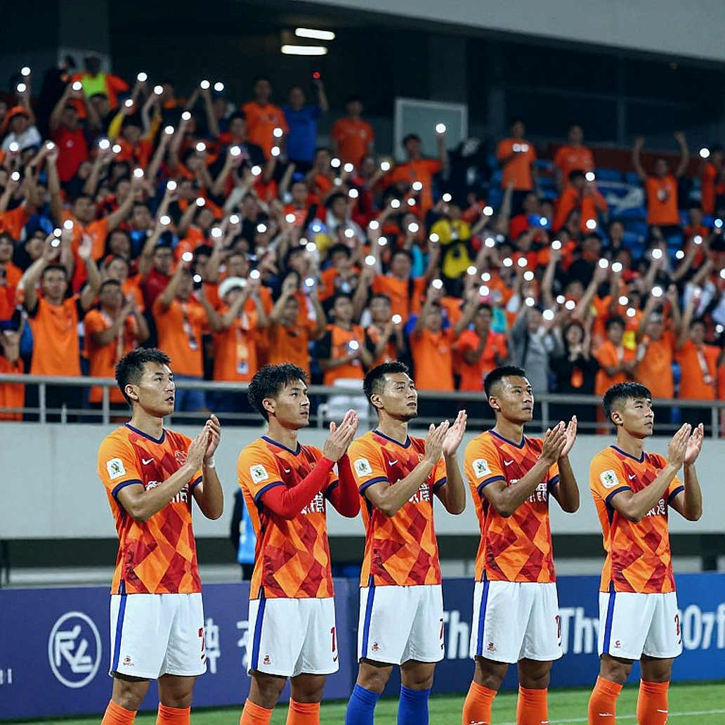 Hình học V.League: Khi một giải đấu học lại cách đọc không gian