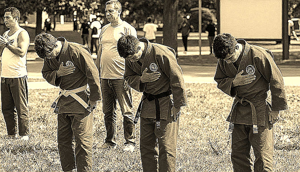 Bản đồ đai vô địch MMA toàn cầu: Sáu sàn đấu, hai thước đo và những khoảng trống không ai đếm
