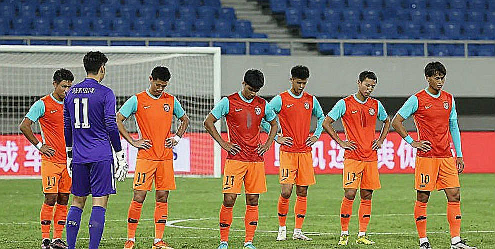 Giải mã thị trường nhập tịch V.League: Nguyễn Xuân Son và cái giá thật của một tấm hộ chiếu