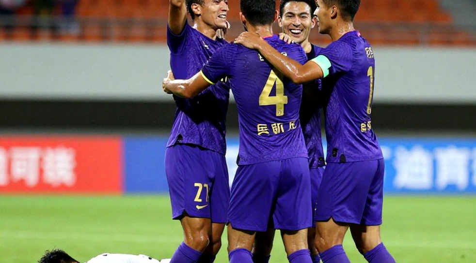 Huijsen trở lại đội hình Tây Ban Nha: 90 phút ở Sánchez-Pizjuán và câu hỏi còn bỏ ngỏ Huijsen trở lại đội hình Tây Ban Nha: 90 phút ở Sánchez-Pizjuán và câu hỏi còn bỏ ngỏ