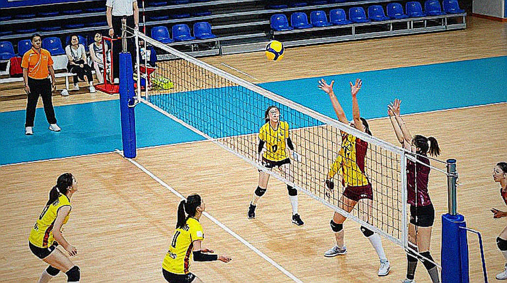 Asiad 20: Bóng chuyền nữ Việt Nam dừng bước ở tứ kết, và khoảng trống dữ liệu phía sau tỉ số 0-3