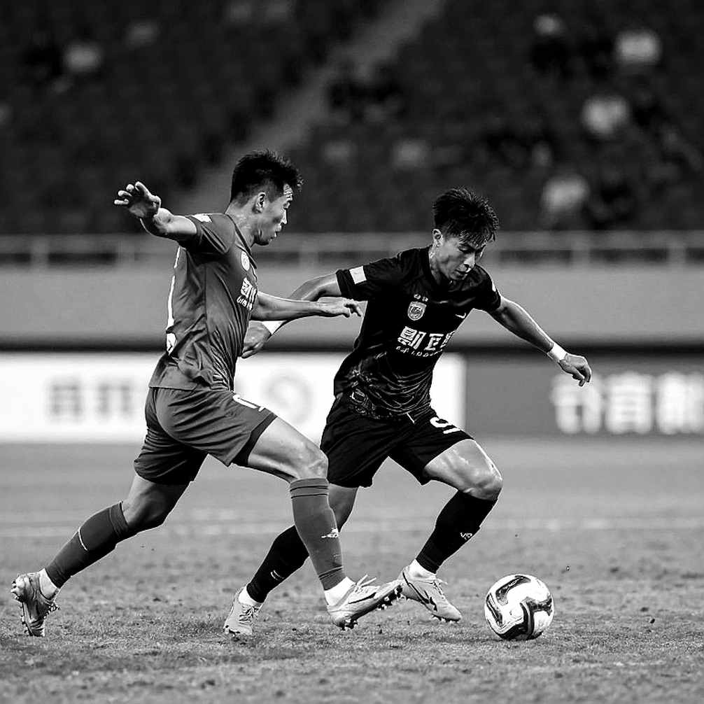 SLNA lên đỉnh V-League 2026-2027: ngôi đầu được xây từ hàng thủ