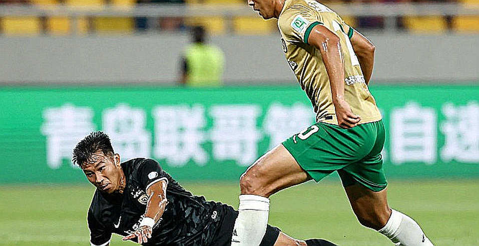 Toney và lời thách thức từ hang cọp: Al-Ahli, dòng tiền dầu và cái giá của một câu nói Toney và lời thách thức từ hang cọp: Al-Ahli, dòng tiền dầu và cái giá của một câu nói